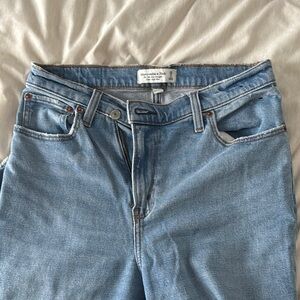 Abercrombie & Fitch 90s Slim Straight Jean